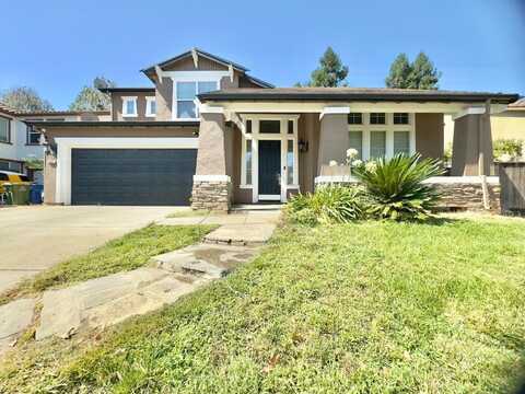 9562 E Park DR, ELK GROVE, CA 95624