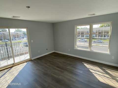 60-62 Carr Avenue, Keansburg, NJ 07734