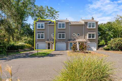 28 Melrose Drive, Toms River, NJ 08753