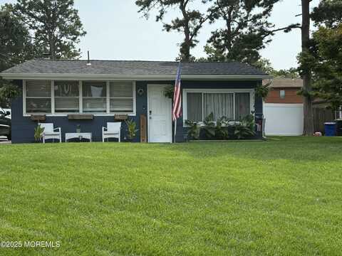 713 Tampa Road, Forked River, NJ 08731