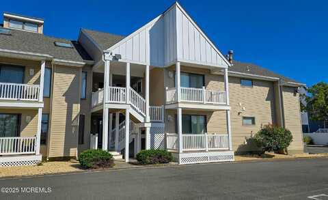1820 E Pennsylvania Avenue, Ortley Beach, NJ 08751