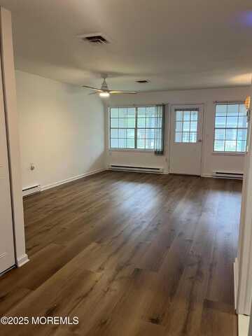 874b Balmoral Court, Lakewood, NJ 08701