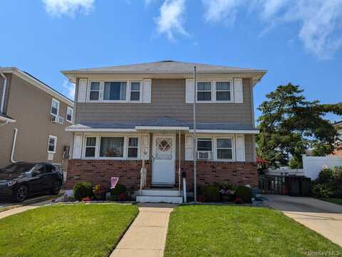 70 Marina Road, Island Park, NY 11558