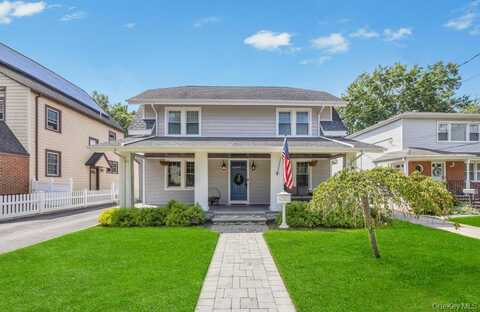 14 Lenox Avenue, Lynbrook, NY 11563