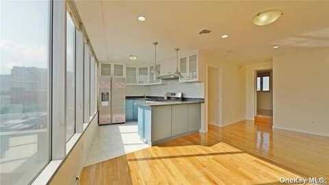 132-03 Sanford Avenue, Flushing, NY 11355