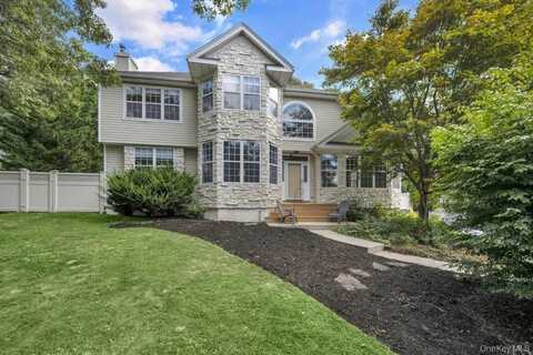 22 Whispering Woods Drive, Smithtown, NY 11787