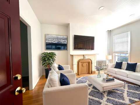 554 Leonard Street, Brooklyn, NY 11222