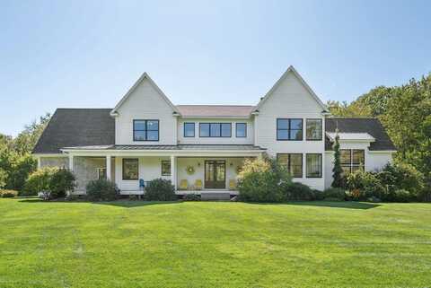99 Chets Way, Cumberland, ME 04021