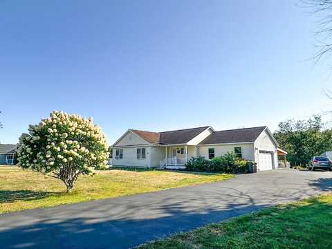 58 New County Road, Saco, ME 04072