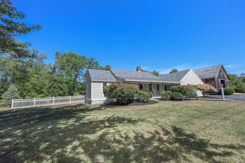 149 Western Avenue, Kennebunk, ME 04043