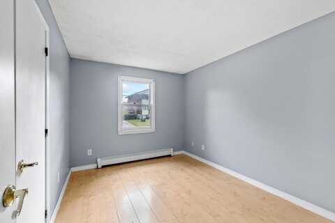 35 University Street, Auburn, ME 04210