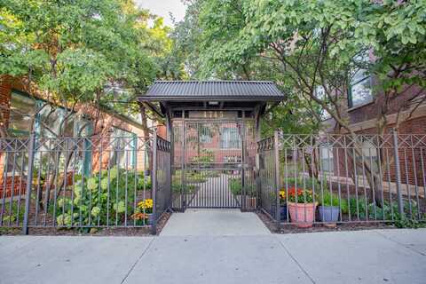 4745 N Ravenswood Avenue, Chicago, IL 60640