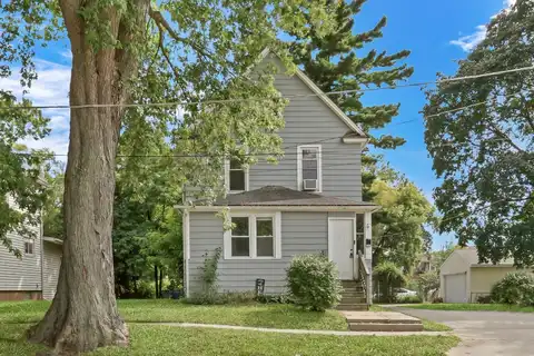 725 18th Street, North Chicago, IL 60064