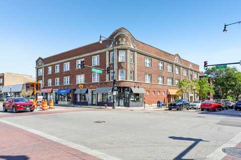 5607 N CLARK Street, Chicago, IL 60660