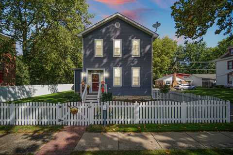 604 W Washington Street, Morris, IL 60450