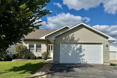 317 Plymouth Court, Sycamore, IL 60178