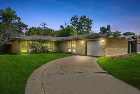 5556 Natalie Drive, Oak Forest, IL 60452