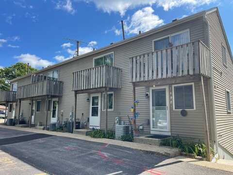 149 Forest Avenue, Fox Lake, IL 60020