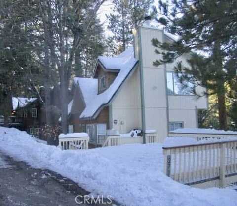 27381 Cottonwood Lane, Lake Arrowhead, CA 92317