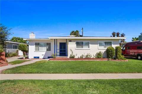 2690 Senasac Avenue, Long Beach, CA 90815