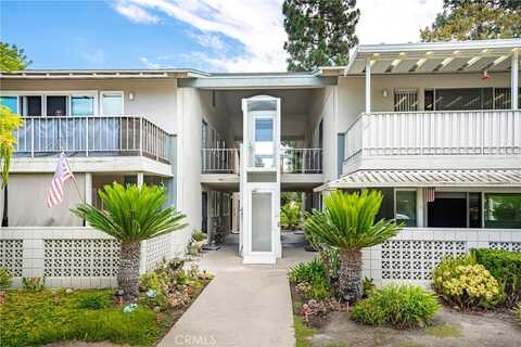 46 Calle Aragon, Laguna Woods, CA 92637