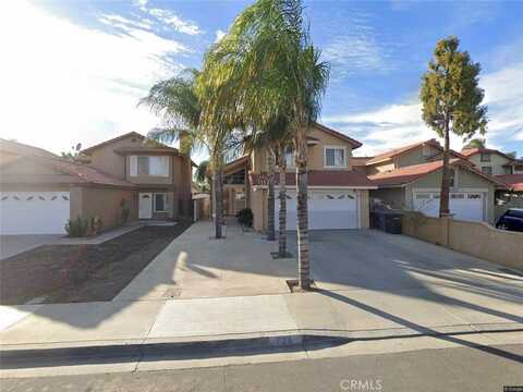 726 Manecita Circle, Perris, CA 92571