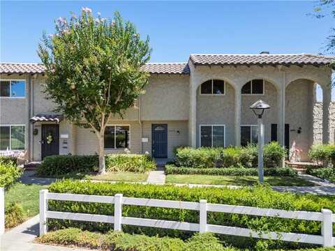 24233 La Glorita Circle, Newhall, CA 91321