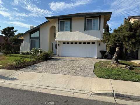 1030 Damascus Circle, Costa Mesa, CA 92626