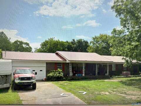 212 Mountain Lake Circle, Rainbow City, AL 35906