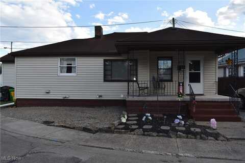 811 Grandview Avenue, Coshocton, OH 43812