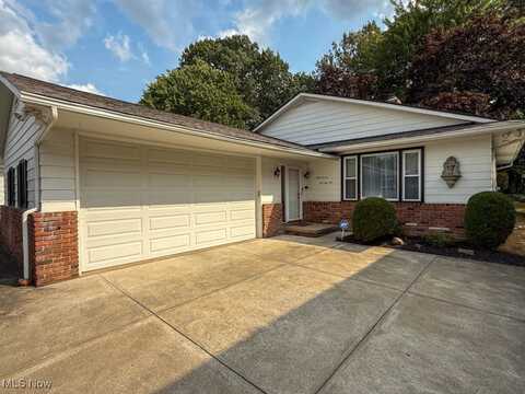 4772 Geraldine Road, Richmond Heights, OH 44143