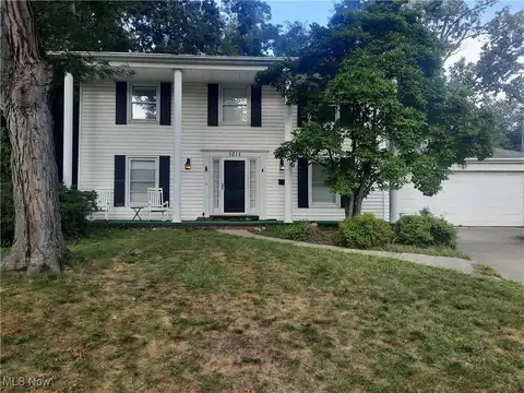 1011 Chatham Place, Rocky River, OH 44116