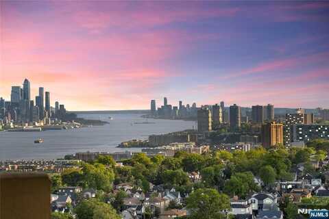 200 Winston Drive 2417, Cliffside Park, NJ 07010