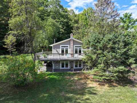 220 Painter Hills Road, Middlebury, VT 05753