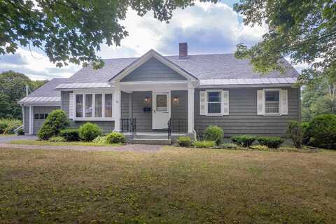 27 Chatterton Park, Proctor, VT 05765