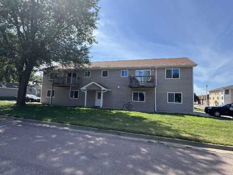 716 Rose, Vermillion, SD 57069