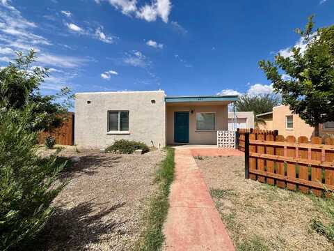 601 Lovers LN, Alamogordo, NM 88310