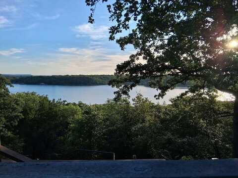 160 Lake Point Drive, Gordon, TX 76453