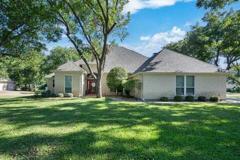 5820 Long Drive, Granbury, TX 76049