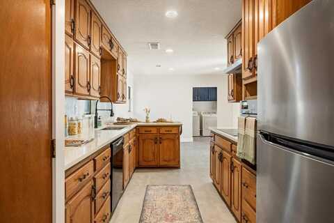201 E 3rd Street, Weatherford, TX 76086
