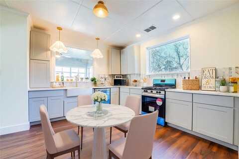 1312 S Travis Street, Sherman, TX 75090