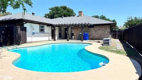 1707 Dogwood Drive, Carrollton, TX 75007