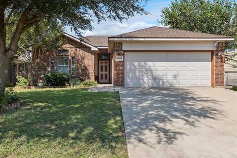 2044 Beacon Way, Fort Worth, TX 76140