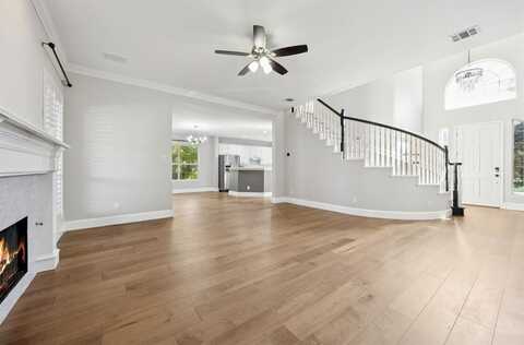 7913 Morningdew Drive, Plano, TX 75025