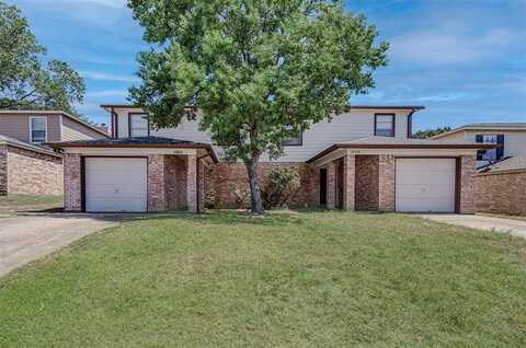 836 Summercrest Boulevard, Burleson, TX 76028