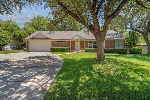 4017 Piedmont Road, Fort Worth, TX 76116