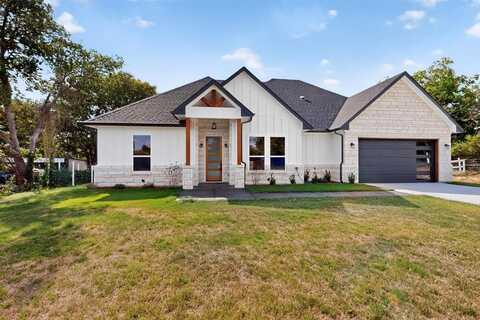 224 Ash Creek Dr W, Azle, TX 76020