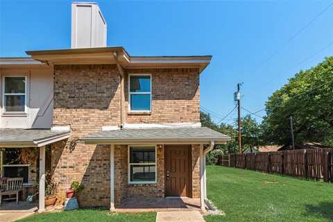 105 Wildwood Court, Grapevine, TX 76051