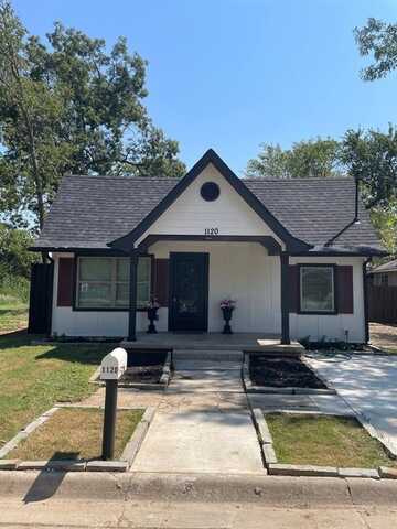 1120 N commerce Street, Gainesville, TX 76240