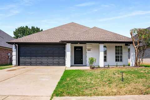 8637 Creede Trail, Fort Worth, TX 76118